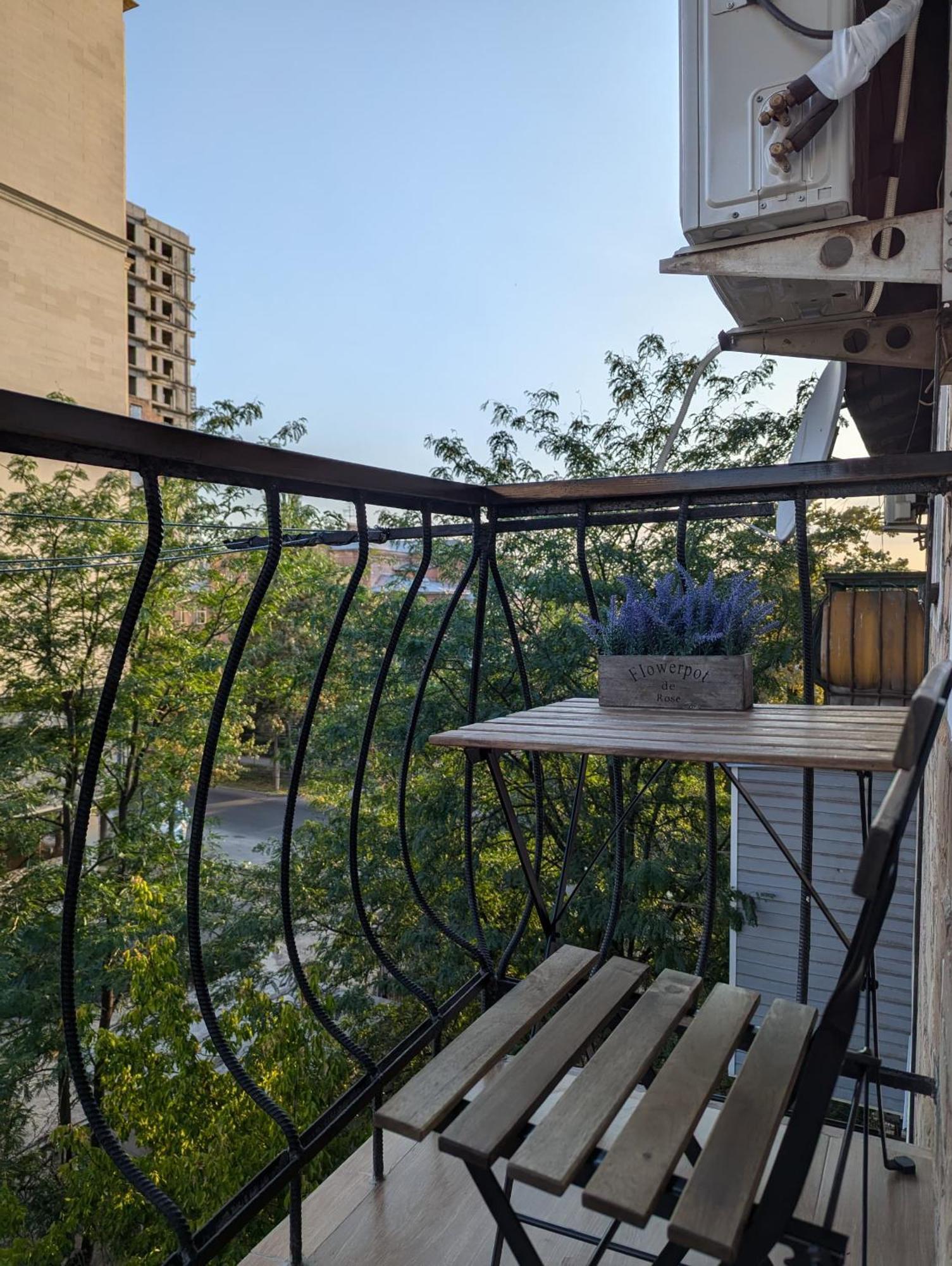Moonflower Residence 4645 Biszkek Zewnętrze zdjęcie